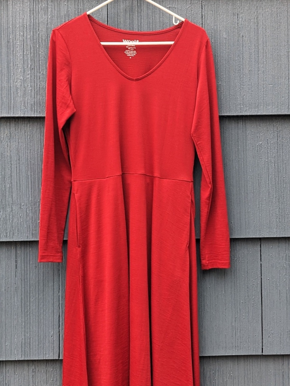 Medium Modern Red Talia